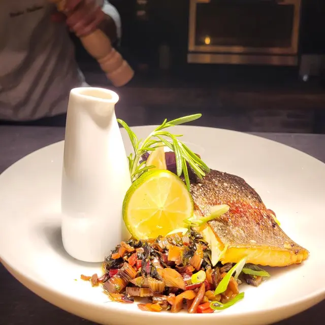 aquieaura restaurant glandon_1
