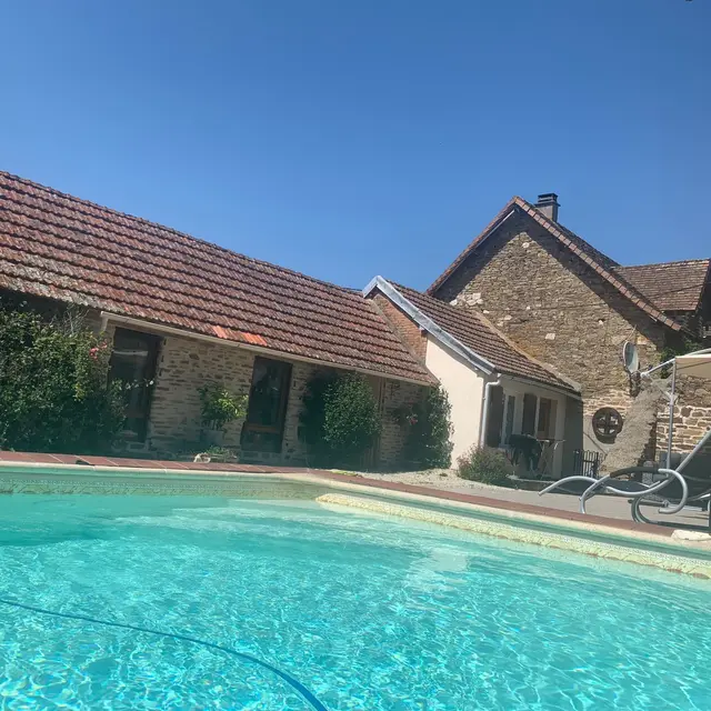 meublé de tourisme 4 étoiles la petite écurie saint-yrieix_1