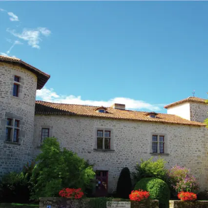 Meublé de tourisme Château des ducs de Mortemart_1