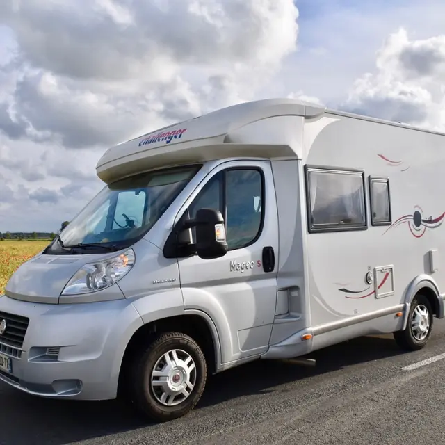 Aire d'accueil camping-car de Fréaudour_1
