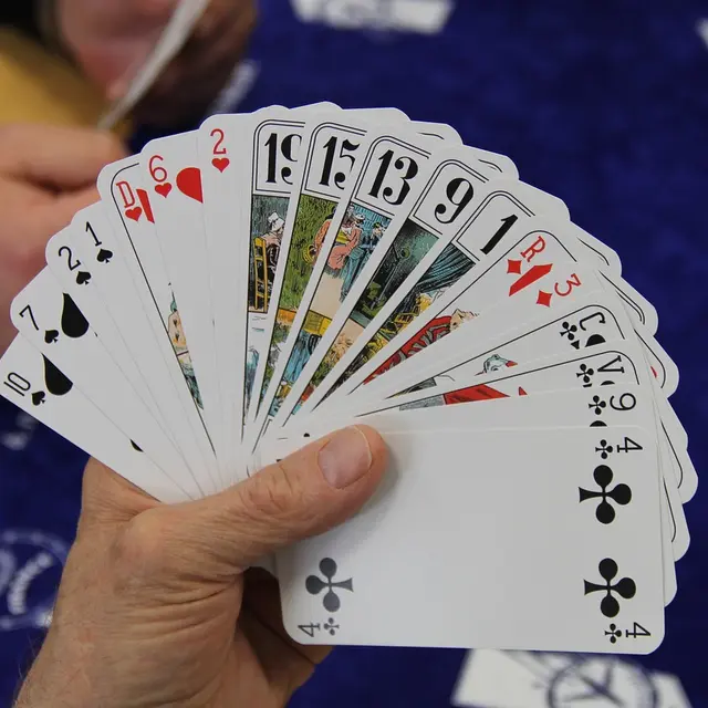 tarot-875981_1280