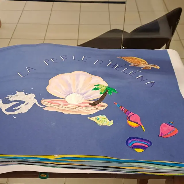 Livre conté la perle d'Héléna