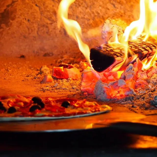 La Tour de Pise - Pau - pizza au feu de bois