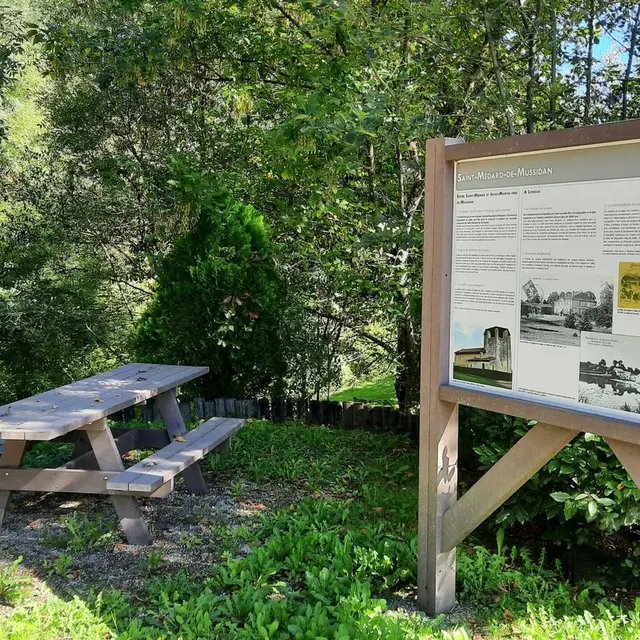Aire de pique nique St Medard de Mussidan