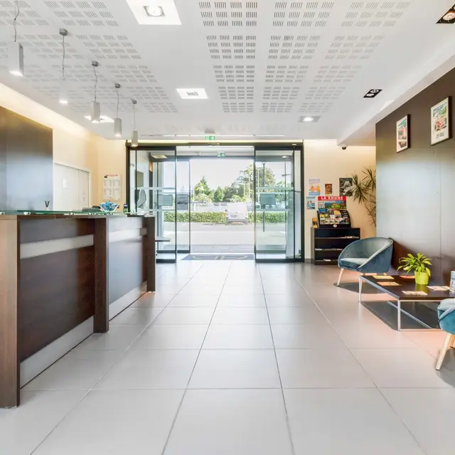 All-Suites-Hall-d-accueil