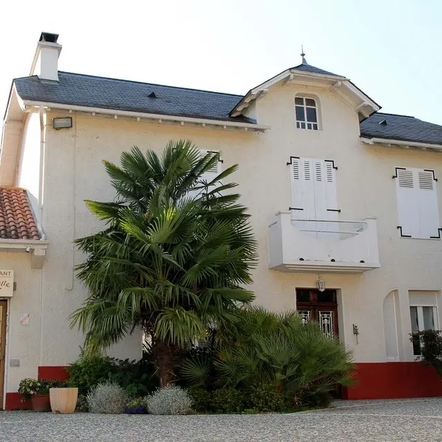 Restaurant Beyrie Coustille - Uzein - extérieur