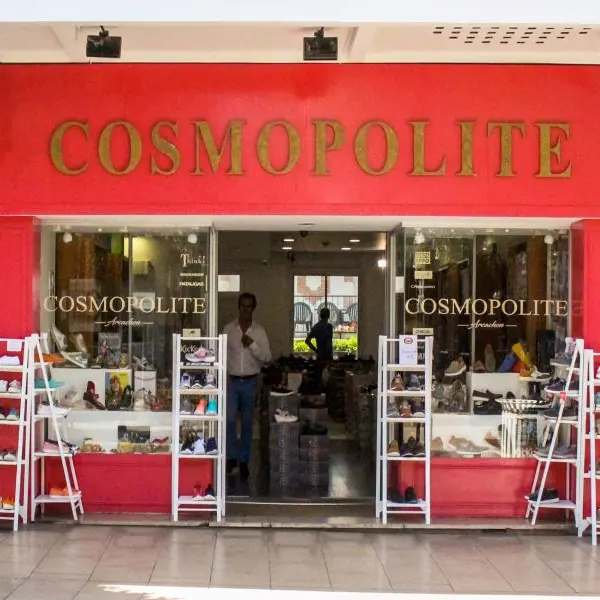 COSMOPOLITE