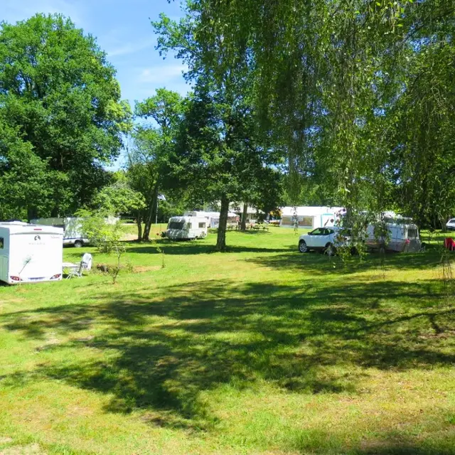 Camping Bos-Redon - Bussière-Galant
