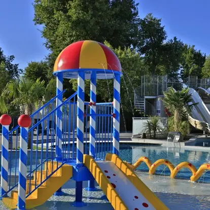 Camping Les Abberts espace aquatique ©Les abberts - réduit
