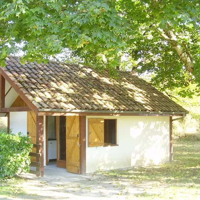 Camping-municipal-de-Mauzac-1