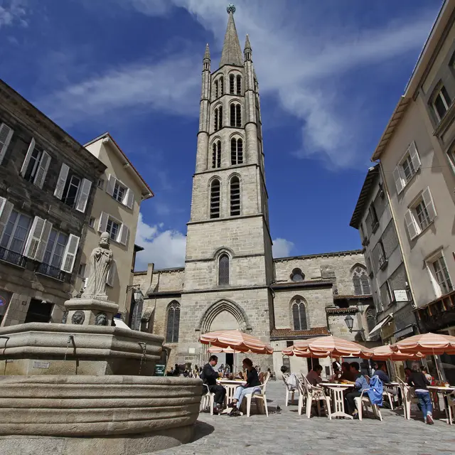 Place Saint Michel des Lions