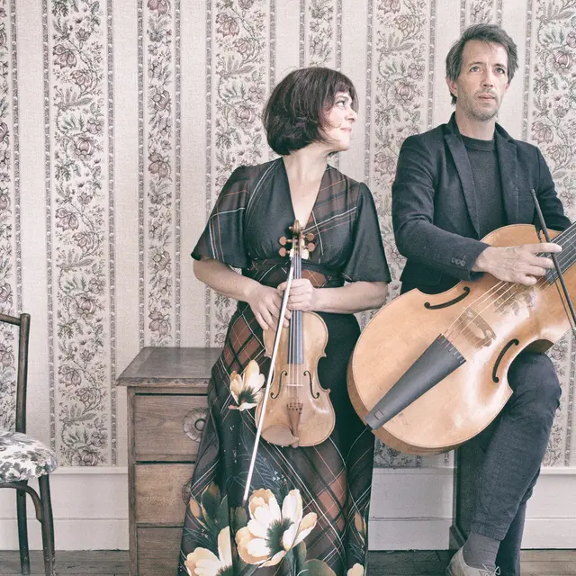 Julia Campens et Stanley Smith