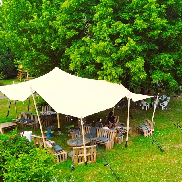 Friendly Camping and Lodges