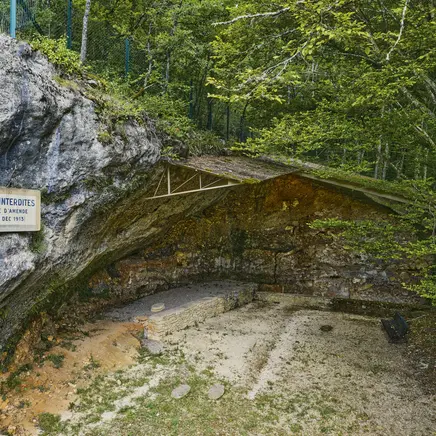Gisement de La Ferrassie, vue générale, Damien Lachas DLW25-0244