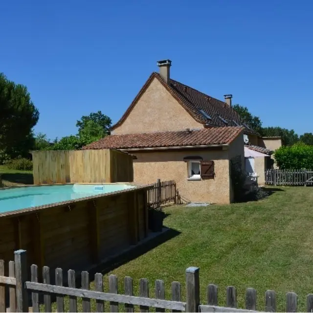Gite LES AMANDIERS Eyraud Crempse Maurens