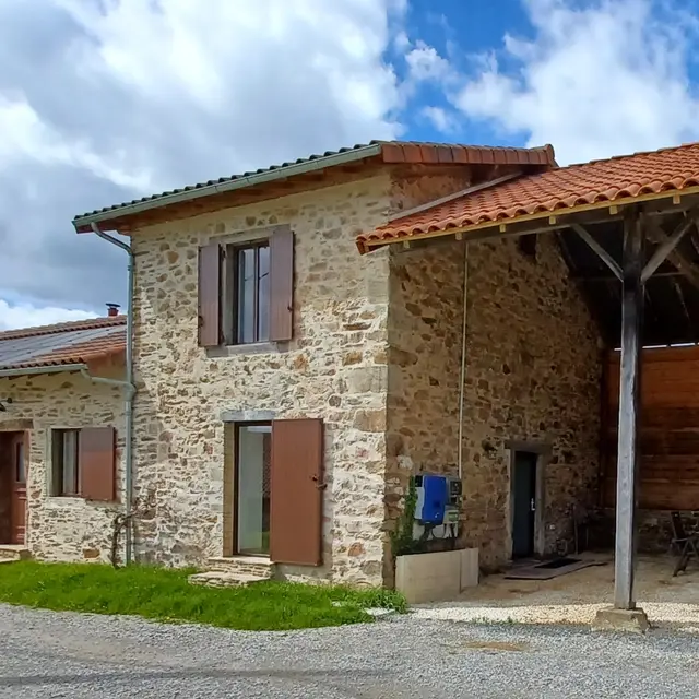 Gîte d'Aômé_façade entrée