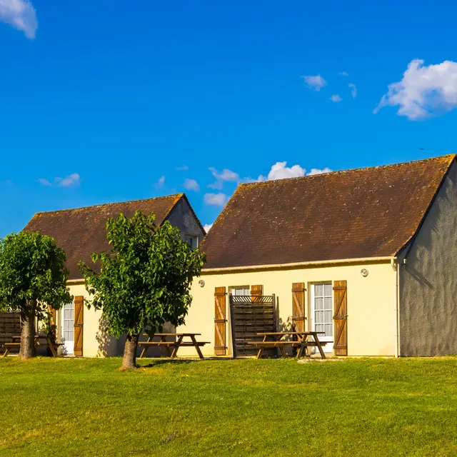 Gites du camping d'auberoche ©FlashpixStudio (1)