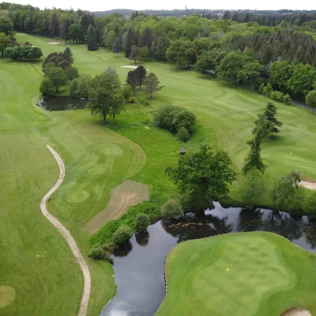 Golf Porcelaine 1