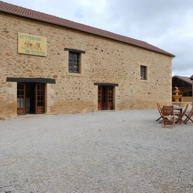 Le Perigord en Calèche