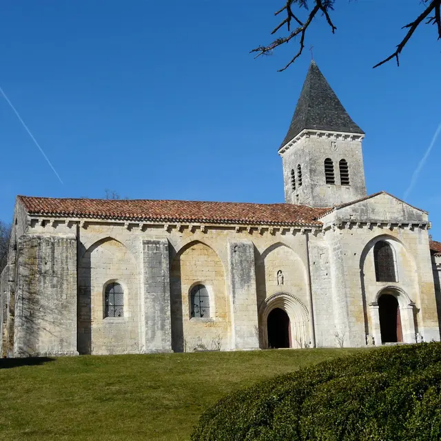Ligueux_église_abbatiale_(5)