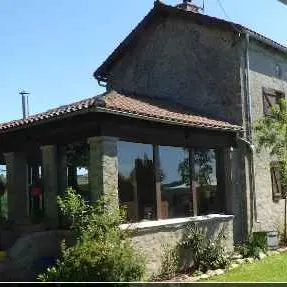 Ferme avec piscine