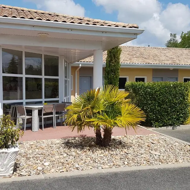 Montcaret - Fasthotel 1