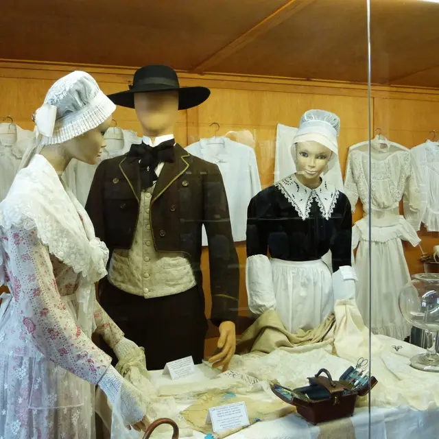 Musée du Costume et de l'artisanat du 19ème