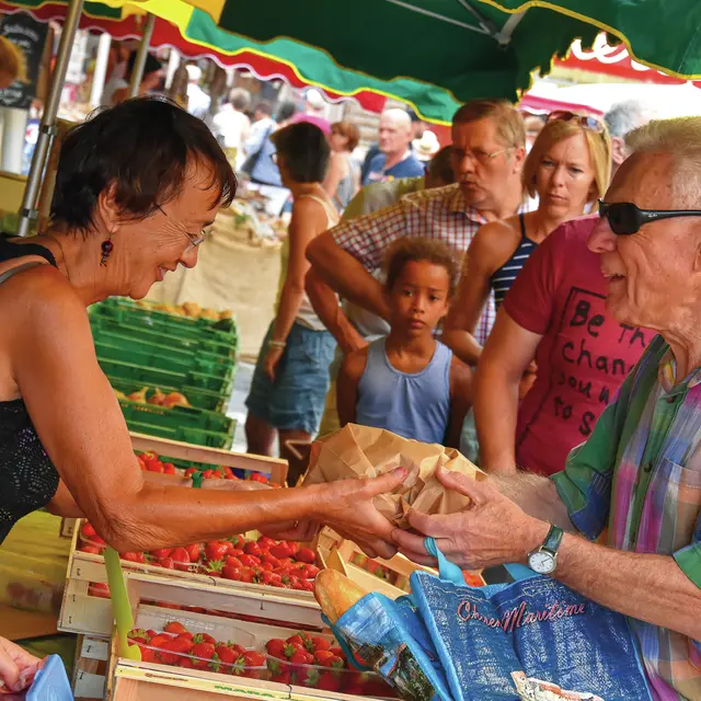 Marché de Saint-Yrieix