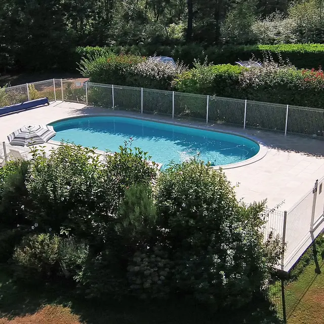 Piscine Domaine du Roc