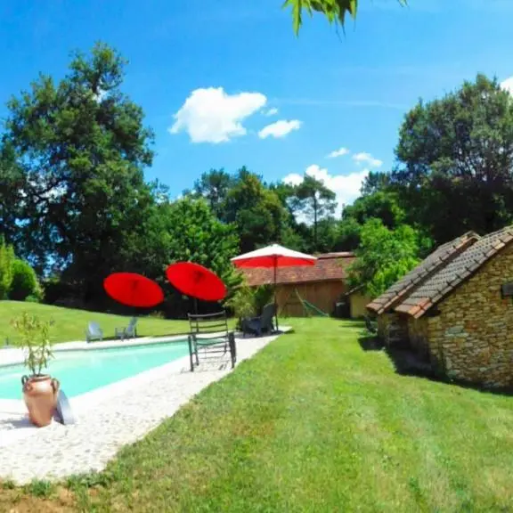 Piscine commune Le Pagus