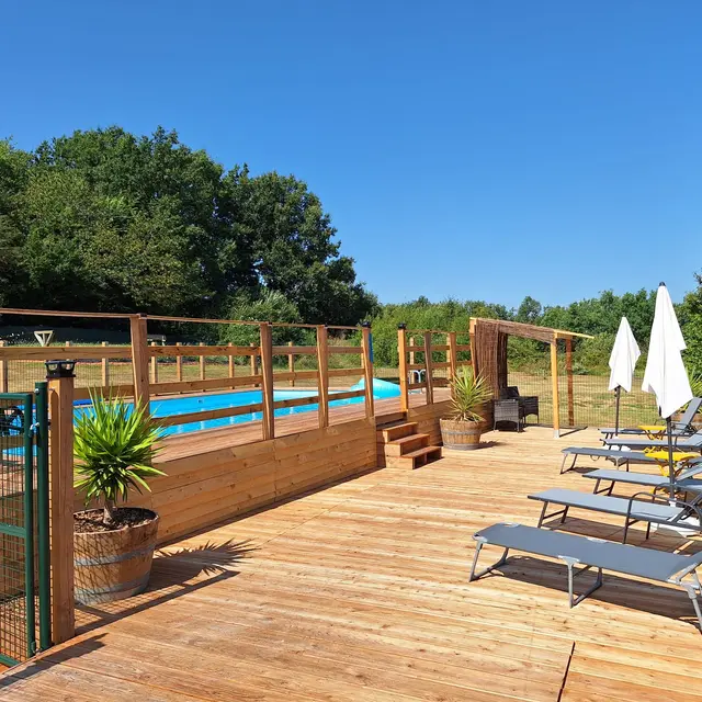 Piscine gîtes de la vieille grange