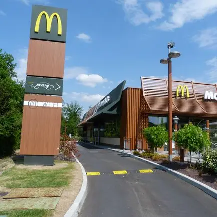 Restaurant Mac donald's 2