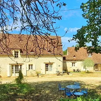 Savignac de Miremont_Terre de Jade_Photo 10 façade Terre de Jade_octobre 2024©Muriel Godfroid