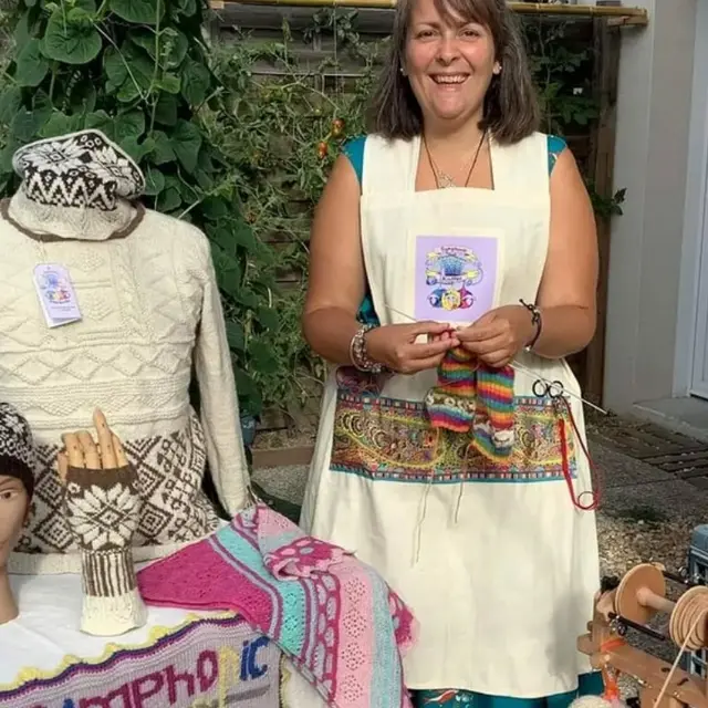 Stéphanie Martin - Symphonic Knitter 11)