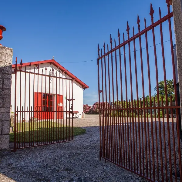 chateau-du-moulin-rouge-800x600