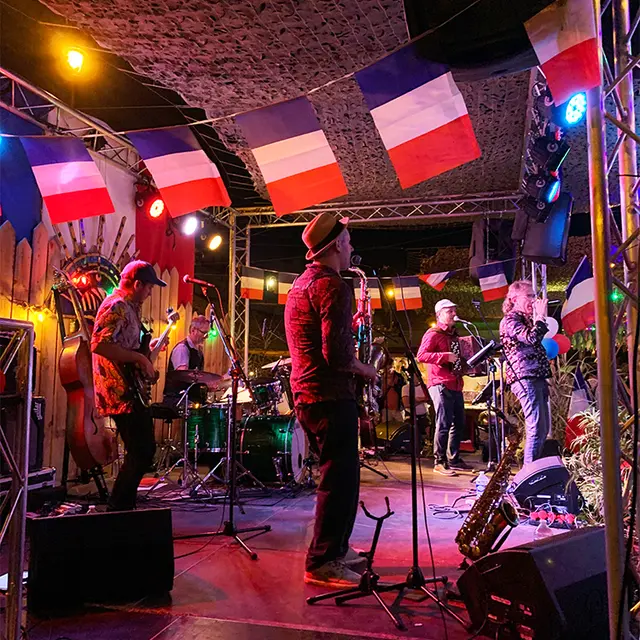 fete-liberation-px-19-aout-quais