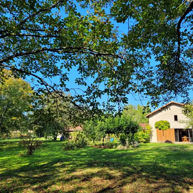 gite-des-noyers-douzillac