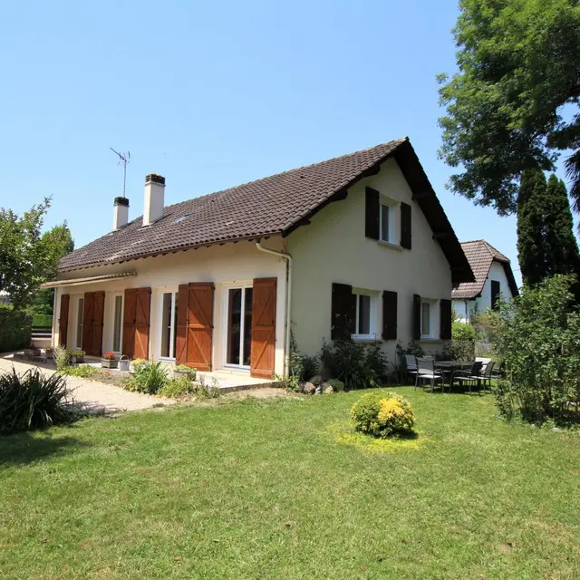 Meublé A voste - Gan - jardin