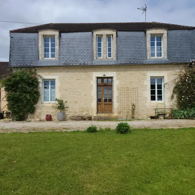 gite gjm excideuil facade