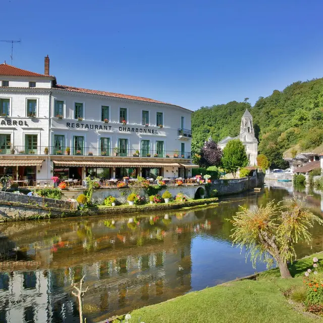 Hôtel-restaurant Charbonnel à Brantôme