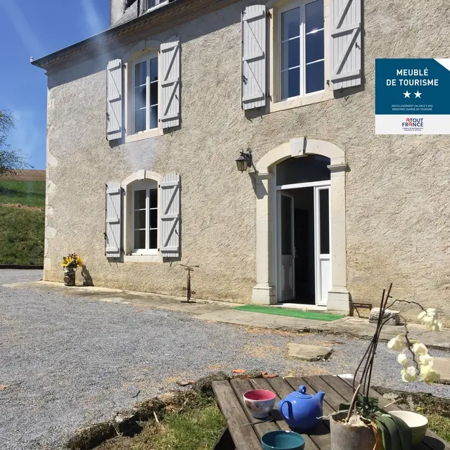 Meublé Lacay - Beyrie - gîte