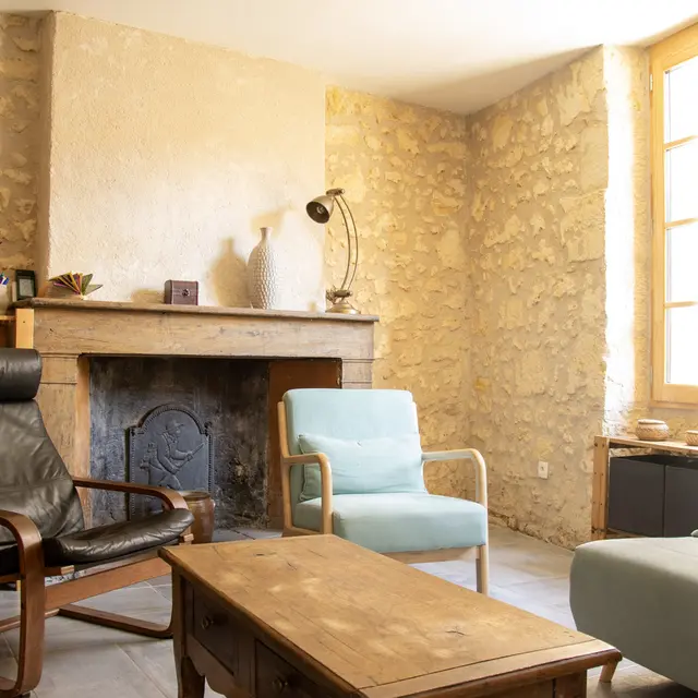 maison-de-famille-gite-mussidan-salon-tourisme-vallee-isle