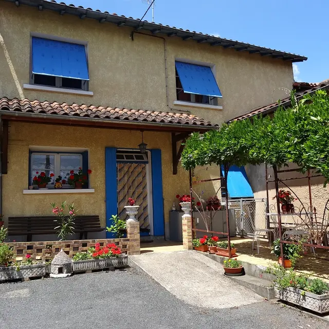 gîte Chapeyrou St Germain du Salembre