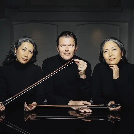 p53-Trio-con-Brio-2023