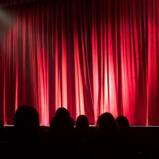 theatre-danger-public