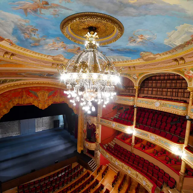 theatre-moliere-sete-grande-salle-lustre-marc-ginot