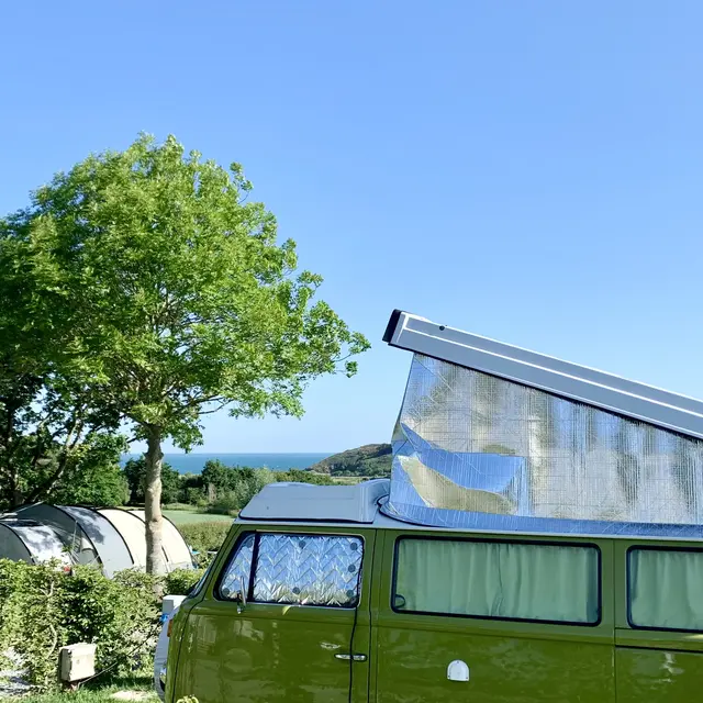 ©Camping-Duguesclin-Emplacements-passage