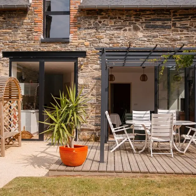 Entrée et Terrasse de l'atelier