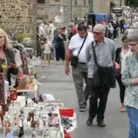 Vide grenier à Rimou