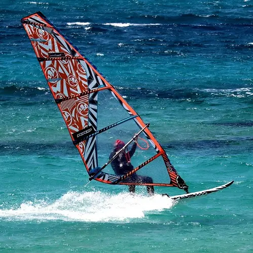 windsurfing-8039701_1280